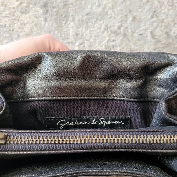 Graham & Spenser suede clutch black and gold - Picture 4 of 9